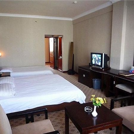 Guilin Lifeng Hotel Экстерьер фото